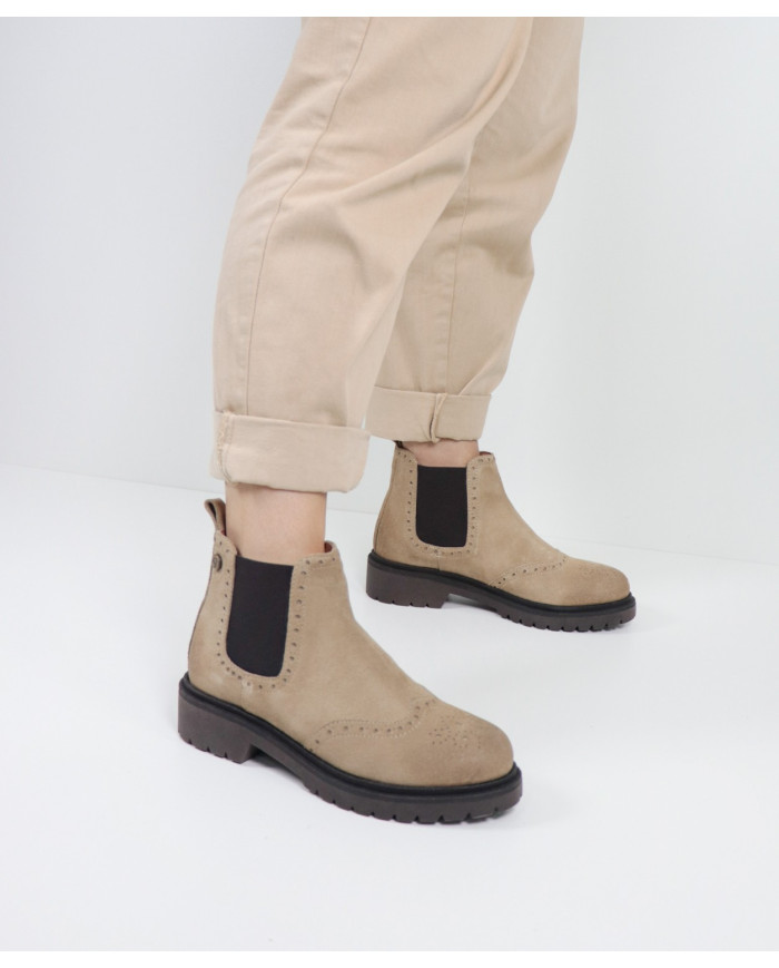 Botas de Madonna Ginova con Elastics en los Laterales