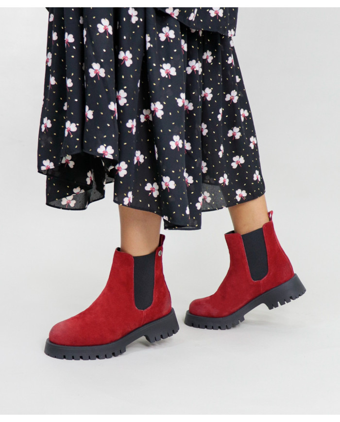 Ginova Women's Red Botins with Elastic