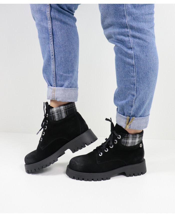 Botas de mujer Ginova con panel de tela