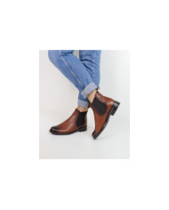 Botas Rasas Ginova con Elastic y Tachas