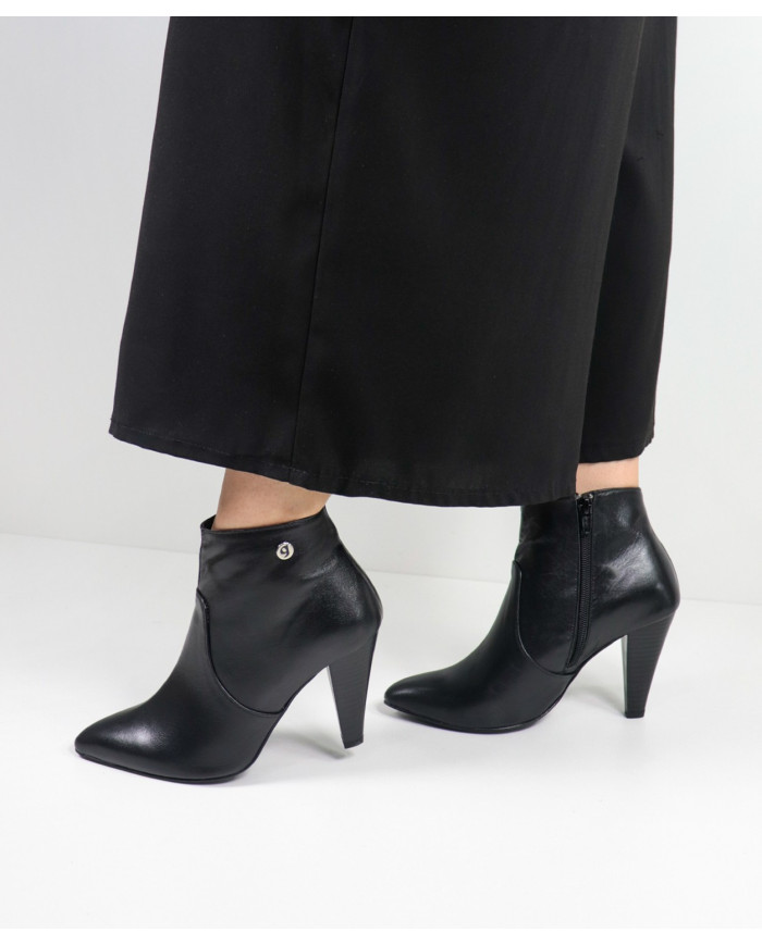 Pretas de Senhora Ginova Botins in Skin