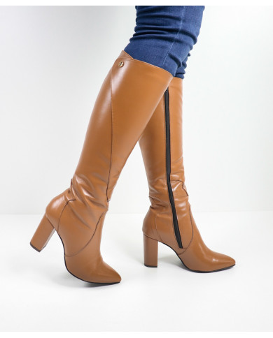 Botas Camel de Cano Alto Ginova Elegantes