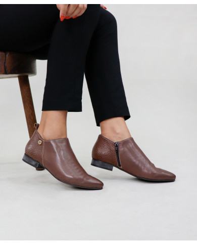 Botas Rasas Ginova Femininas em Pele