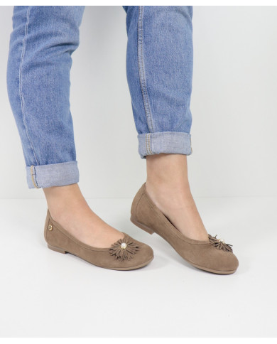 Sabrinas Taupe de Senhora Ginova com Aplique Decorativo