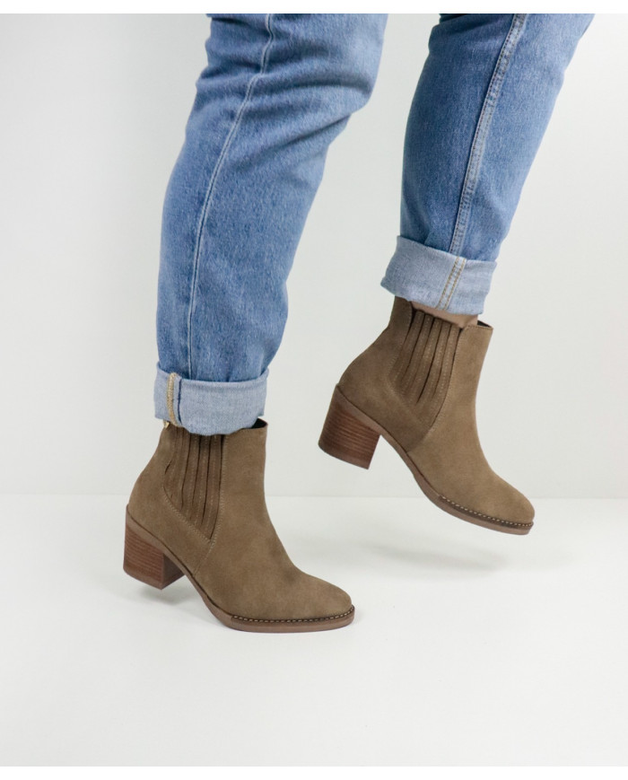 Botas Texana de tacón medio Ginova