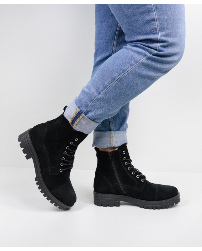 Ginova Rasos Botas con Wholesalers