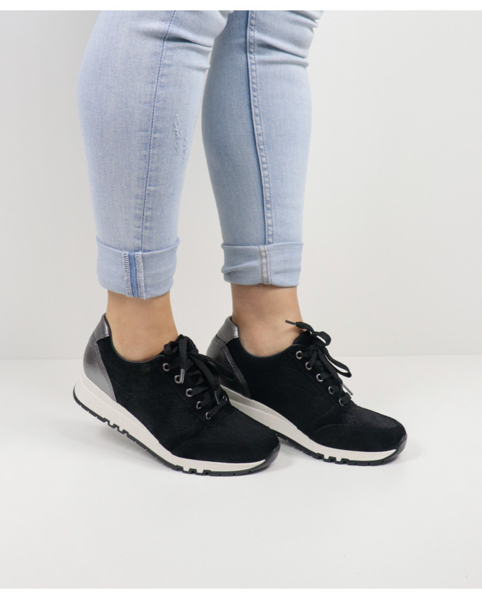 Black Lady Ginova shoes of Wholesalers