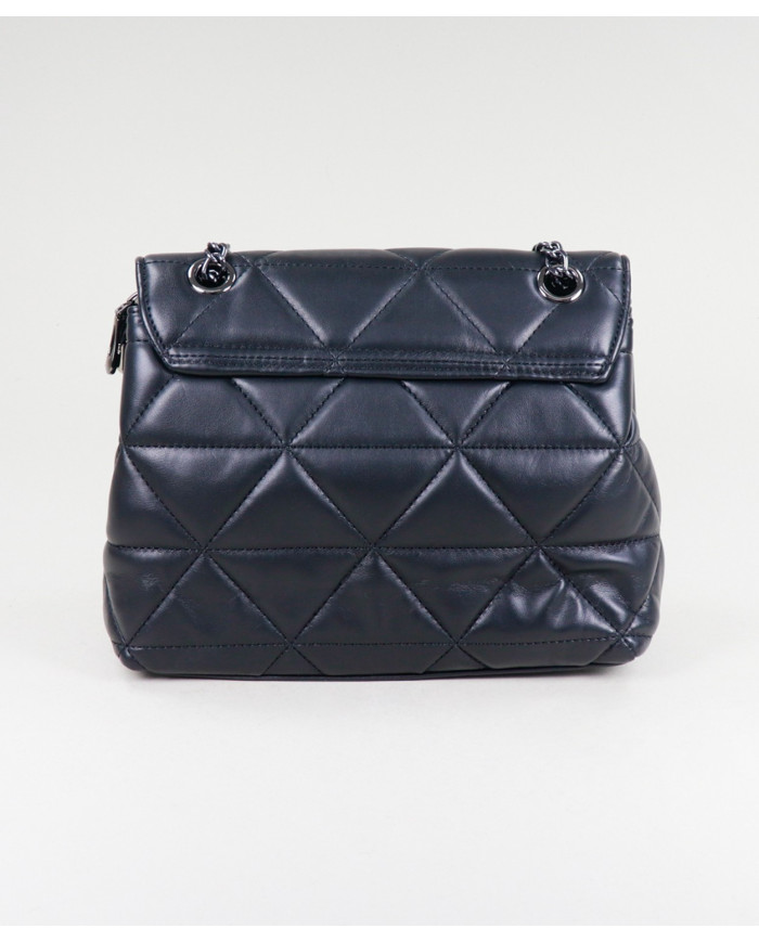 El hombro negro de Lady Bolsa