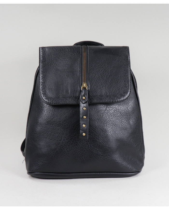 Mochila Preta Feminina com Detalhe em Bordado