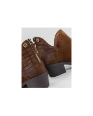 Botas Ginova com Fecho na Parte de Trás