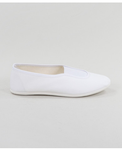 White Sabrinas of Gymnastics Ginova with Elastic