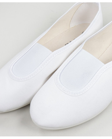 White Sabrinas of Gymnastics Ginova with Elastic