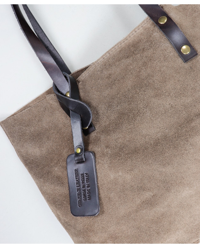 Beige Bag of Lady Shopper in Skin