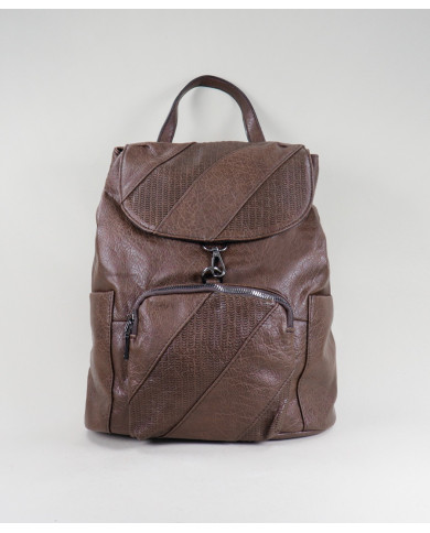 Mochila Castanha de Senhora com Bolso na Frente