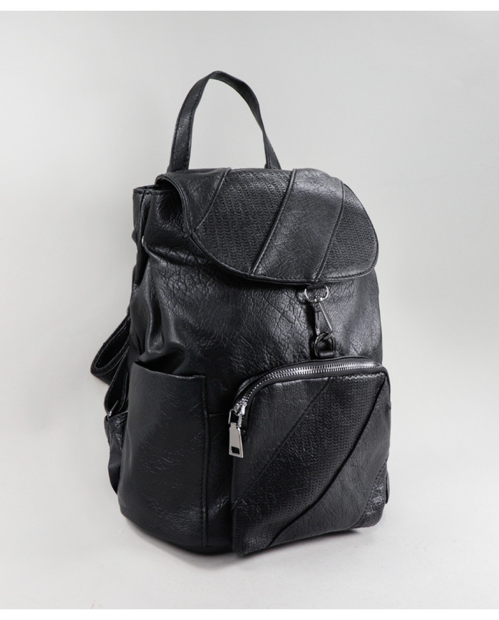 Mochila Preta de Senhora com Bolso na Frente