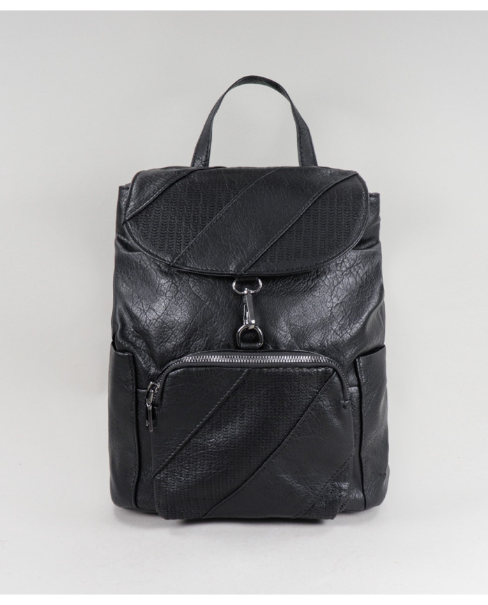 Mochila Preta de Senhora com Bolso na Frente