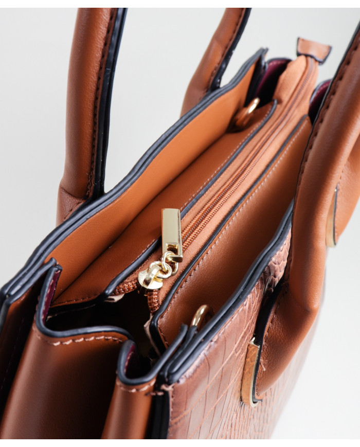 Lady Camel Mala con varias particiones