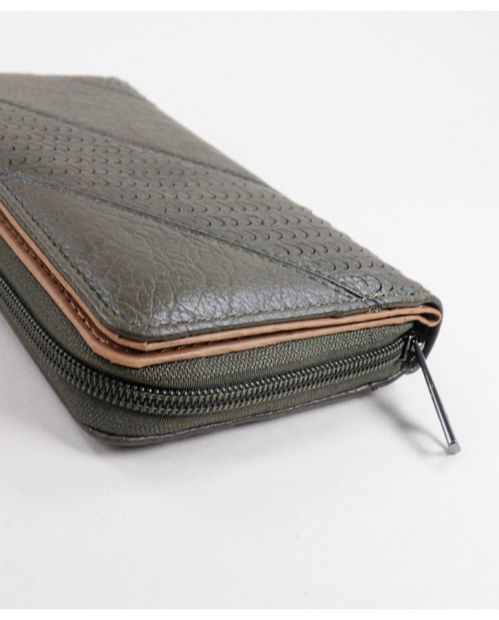 Women's Green Wallet with Textures