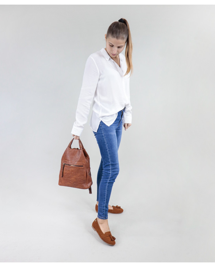 Ladies Camel Backpack with Front Clasp