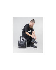 Mala Preta de Senhora com Divisórias no Interior