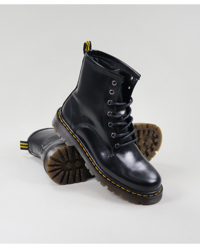 Women's Ginova Military Boots in Skin