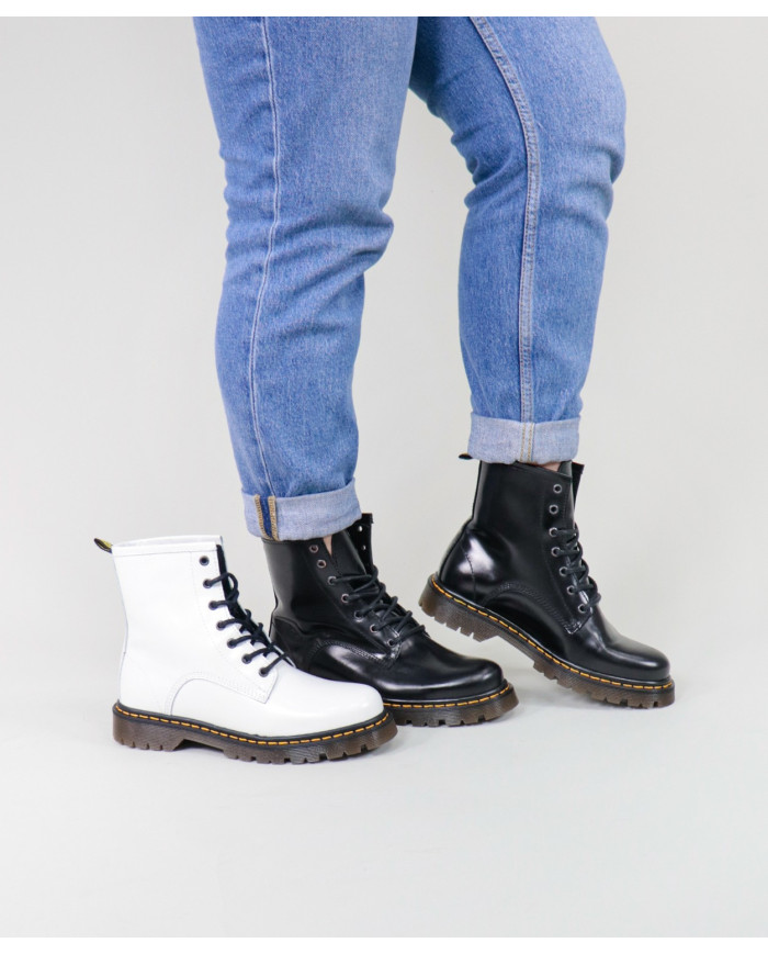 Women's Ginova Military Boots in Skin