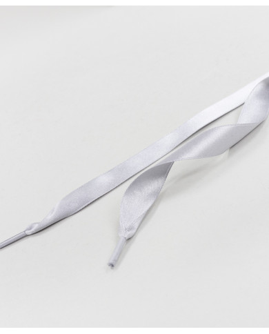 Pequeños Satin de plata