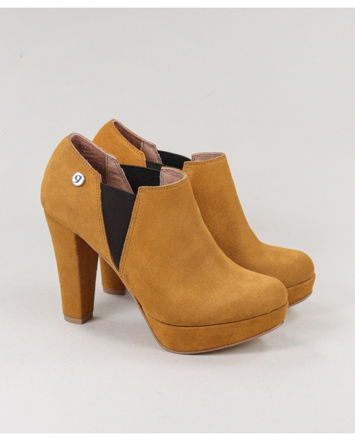 Camel de Senhora Botins with Elastics Ginova