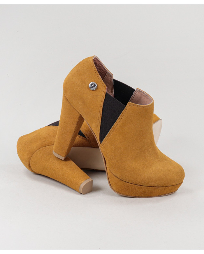 Camel de Senhora Botins with Elastics Ginova