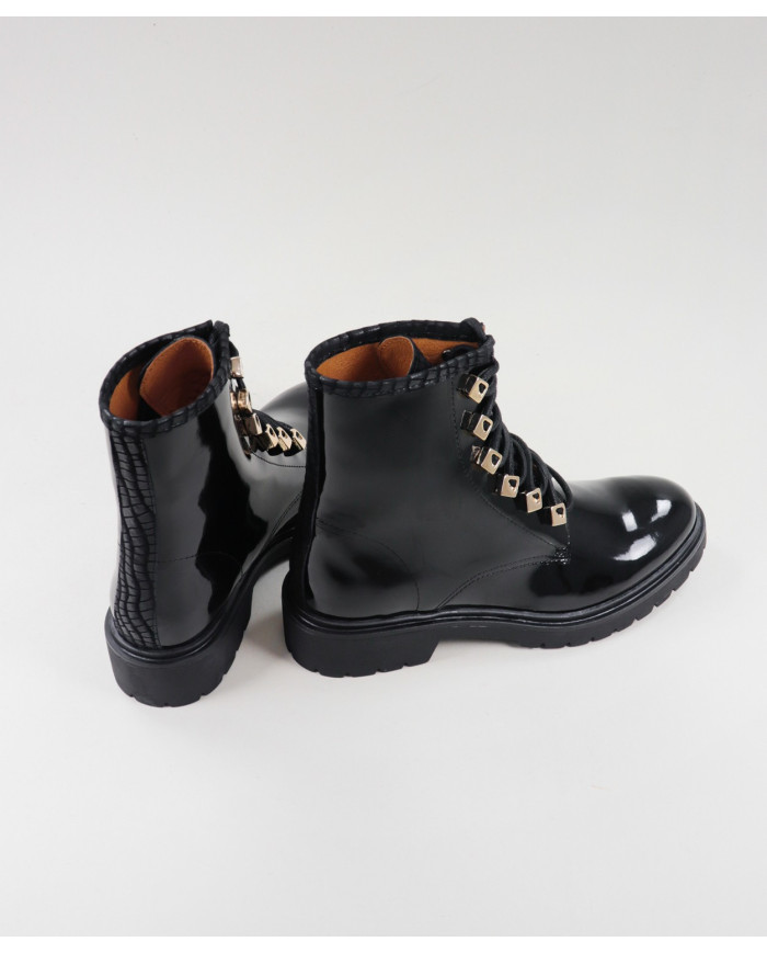 Ginova Rasos Botins with Metallic Apliques