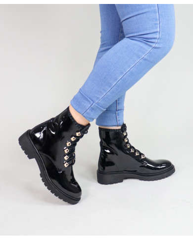 Ginova Rasos Botins with Metallic Apliques