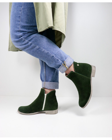 Botas Kaki Rasas Ginova com Rebordo Decorado