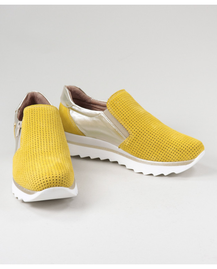 Women's Ginova Trainers with Close on the Lateral