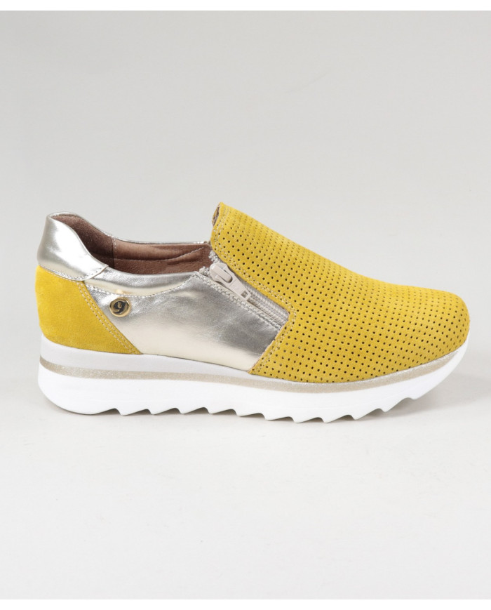Women's Ginova Trainers with Close on the Lateral
