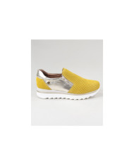 Mujeres Ginova Entrenadores con Cerrar en el Lateral