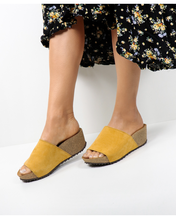 Chinelos de Senhora Ginova com Palmilha Anatómica em Cunha