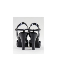 Sandals by Senhora Ginova in Verniz Black