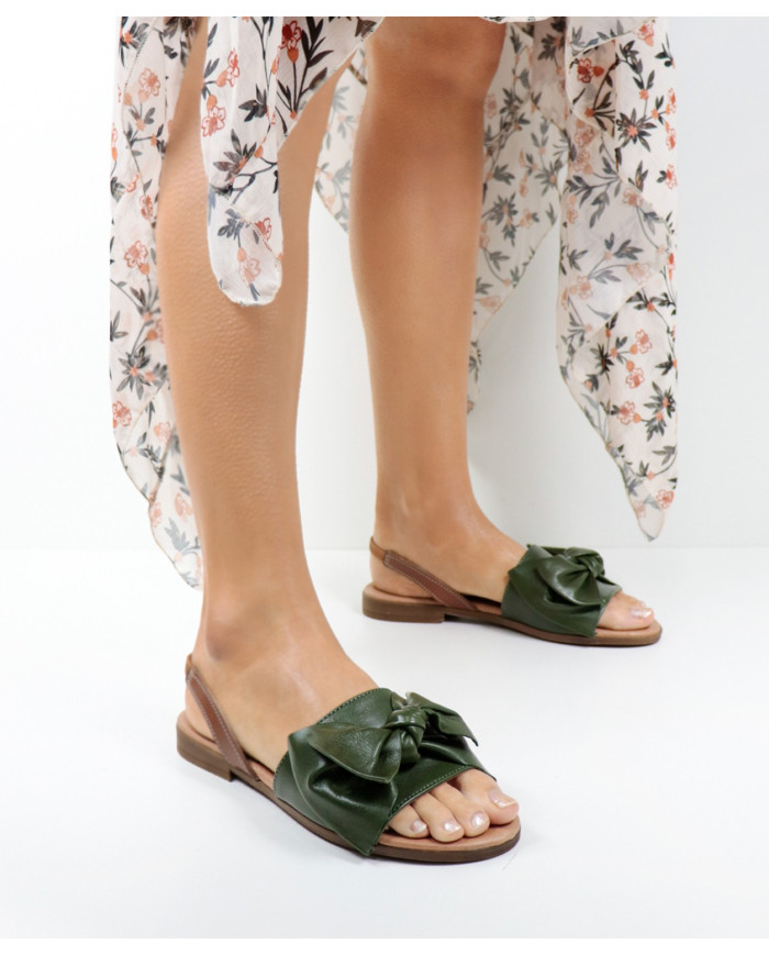 Sandals by Senhora Ginova with Laço