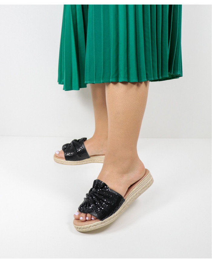 Black Ms. Ginova Slippers with Brightness