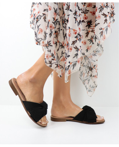 Black Slippers of Lady Ginova with Lace