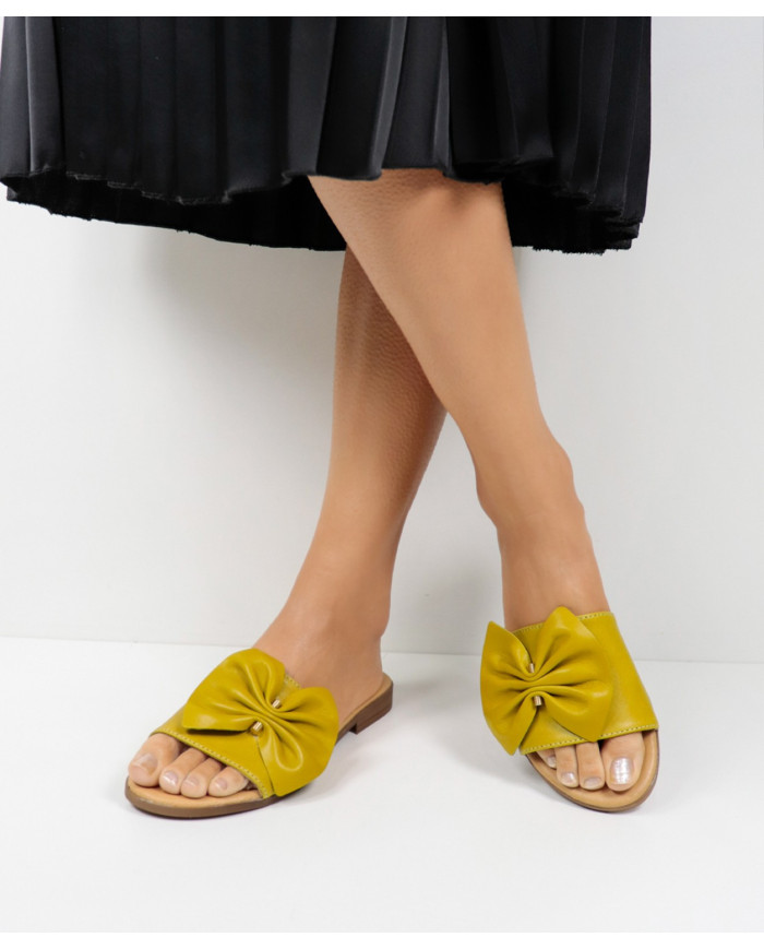 Yellow Slippers of Lady Ginova with Lace