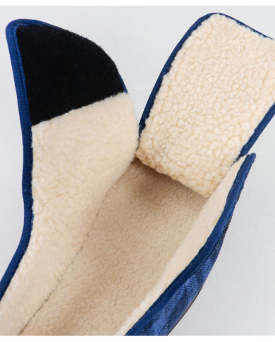 Pantufas em Xadrez Azul com Pelo no Interior