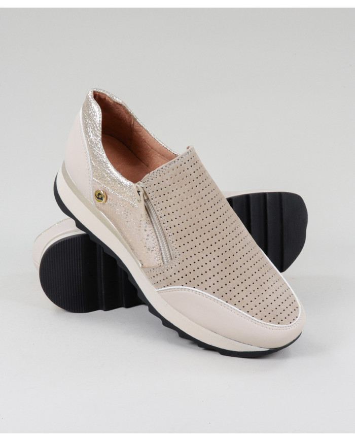 Taupe Ginova shoes Perforated with Elastic in the Laterals
