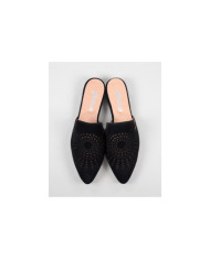 Mules Pretos Ginova de Senhora Perfurados