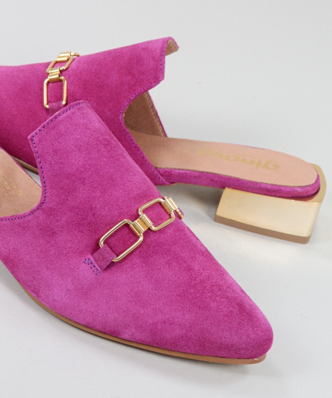 Mules Fuxia Ginova de Senhora com Aplique Dourado