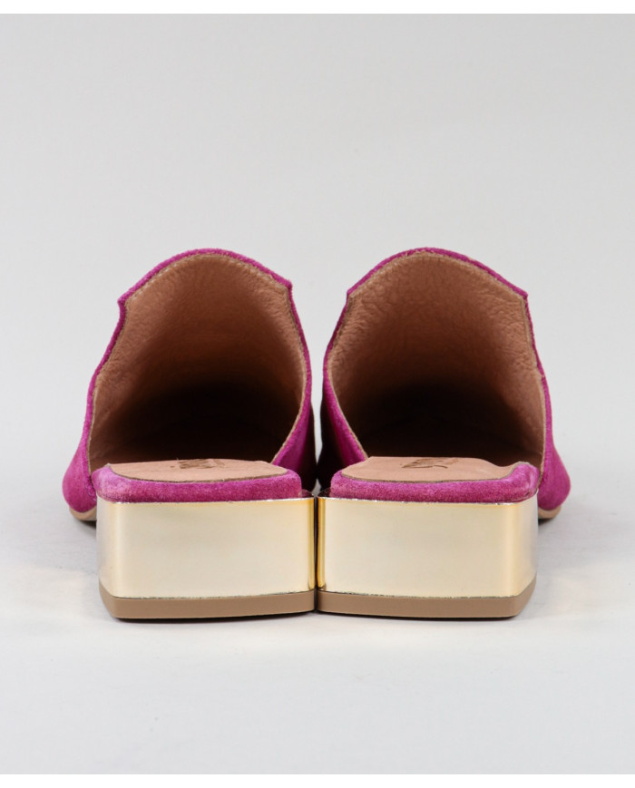 Mules Fuxia Ginova de Senhora with Golden Aplique
