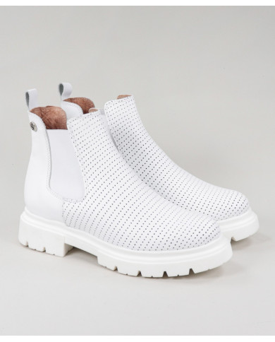 Ginova Woman Boots with Elastic