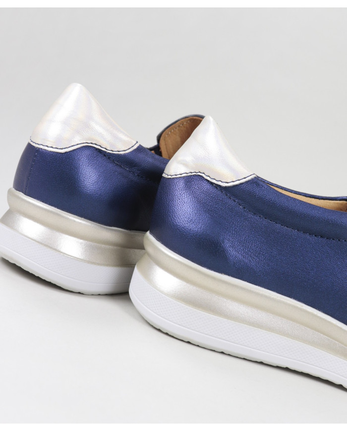 Blue Lady Trainers with Elastic Adjustment