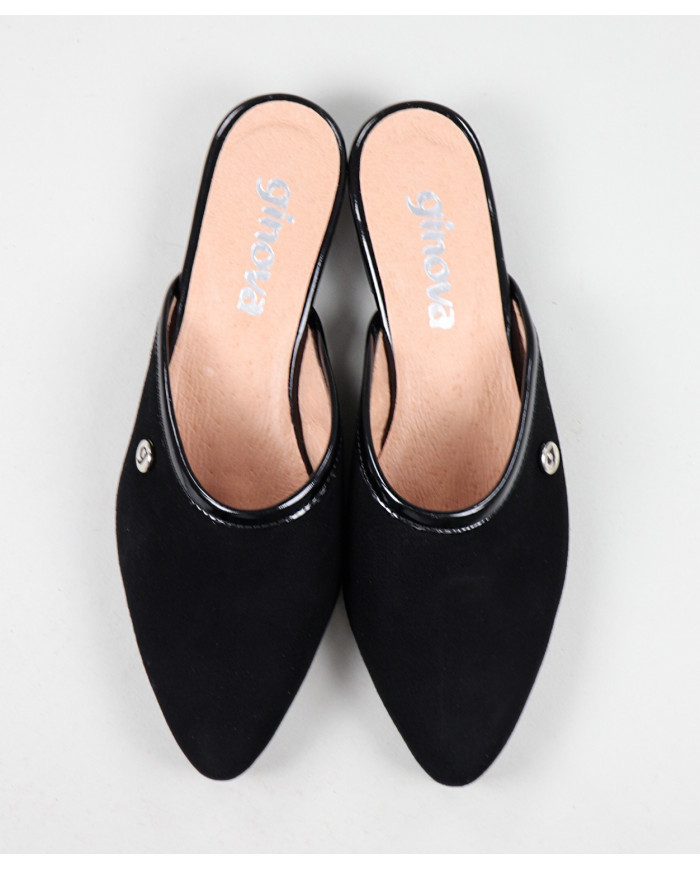Black Mules Ginova de Senhora with Rebordo