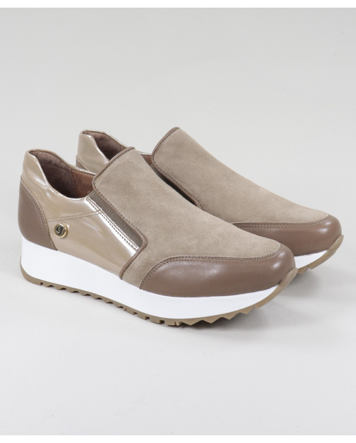 Zapatos Ginova con elástico en los laterales